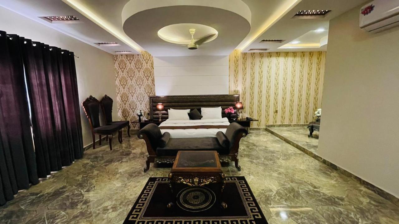 Golden Sand Hotel رحيم يار خان المظهر الخارجي الصورة